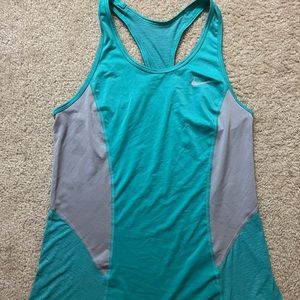 Women’s Nike Teal Size Large Athletic Tank-Top